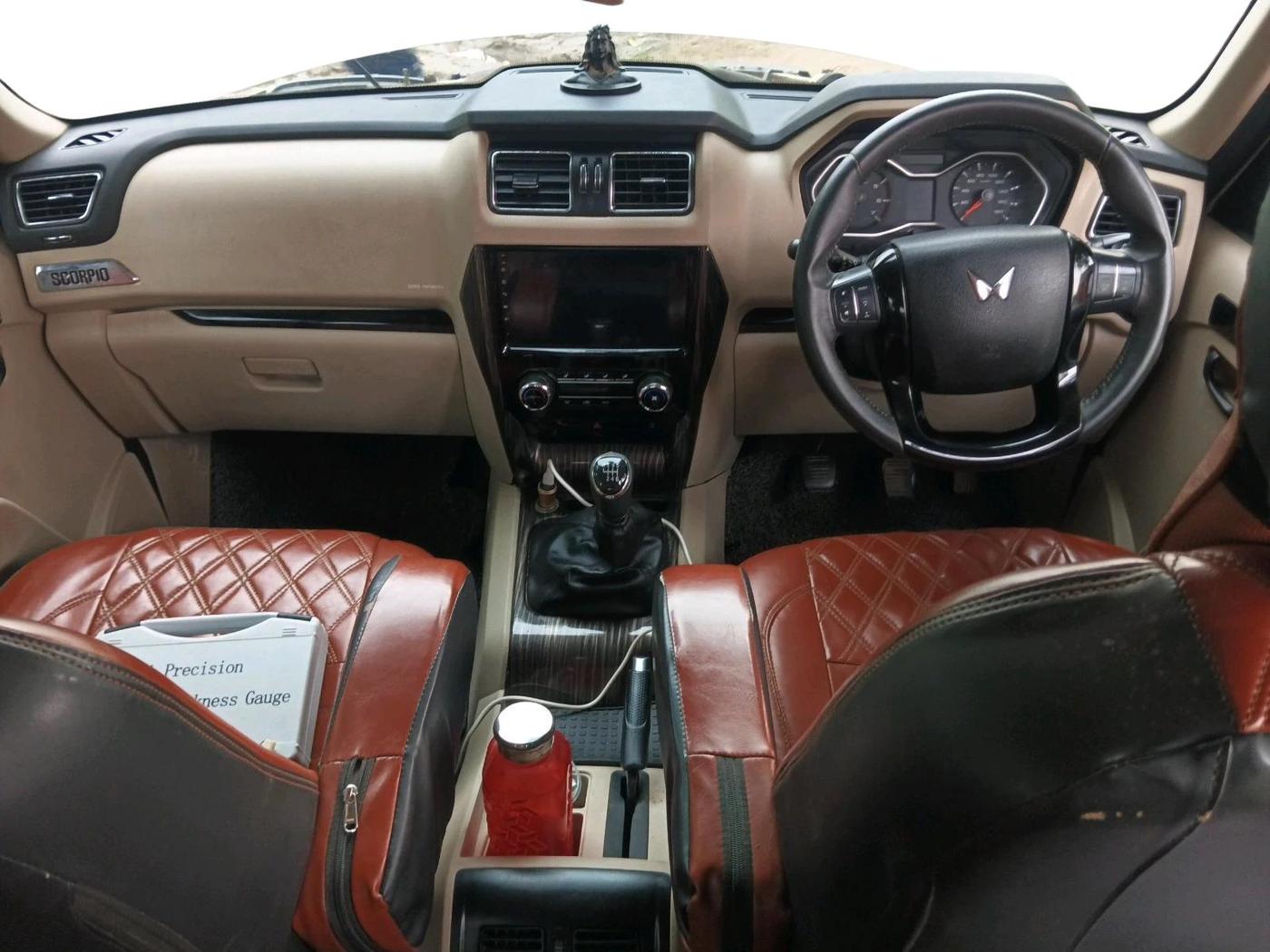 2023 Mahindra SCORPIO CLASSIC S11 7STR, Diesel, Manual, 62,397 km, interior