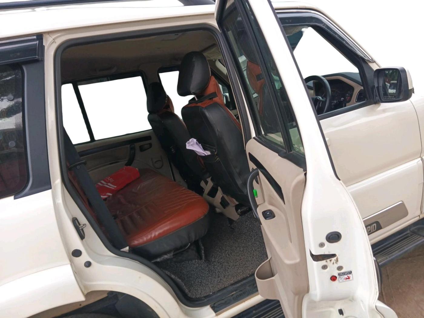 2023 Mahindra SCORPIO CLASSIC S11 7STR, Diesel, Manual, 62,397 km, interior
