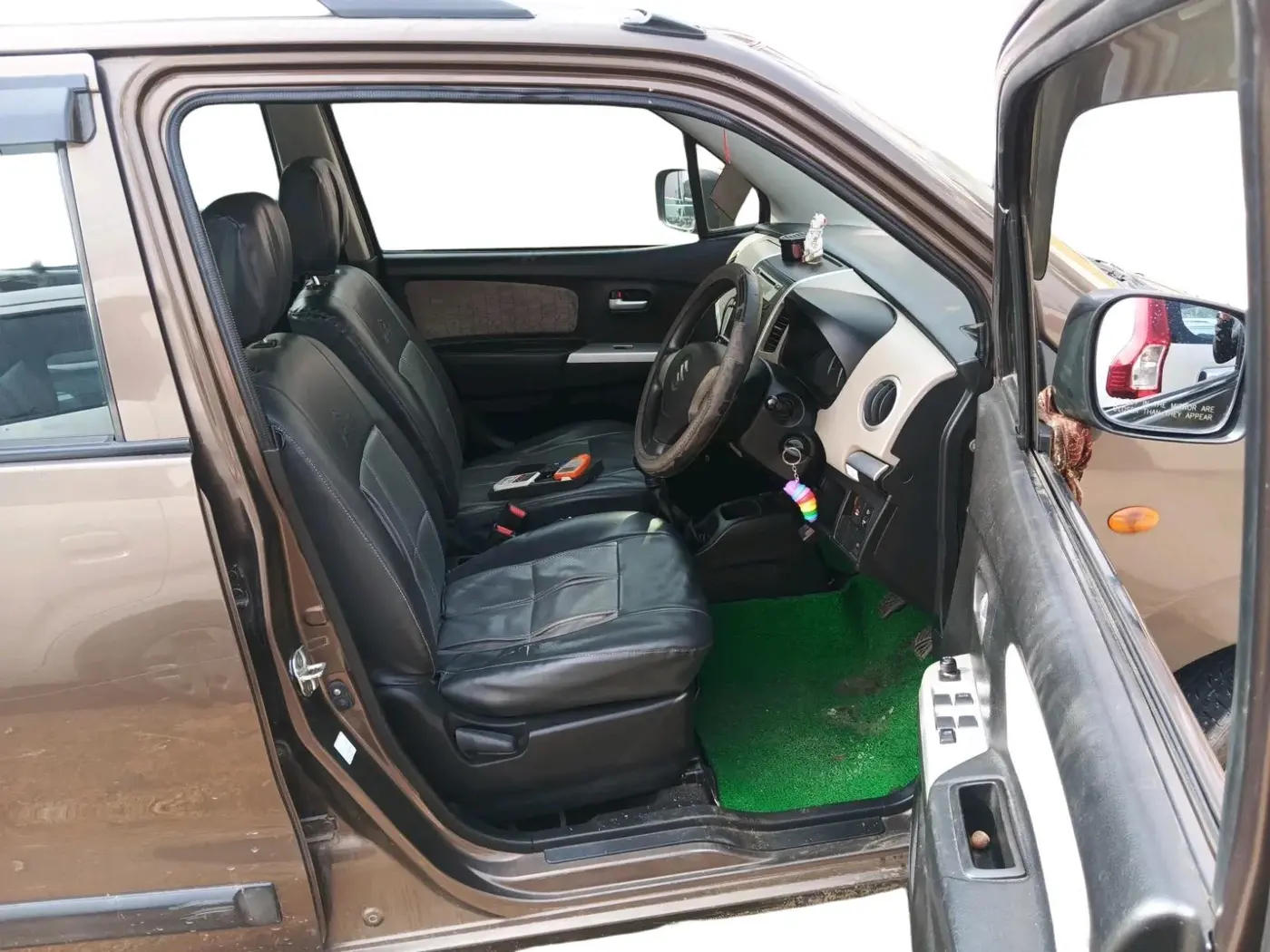2013 Maruti Wagon R 1.0 VXI, Petrol, Manual, 89,480 km, interior