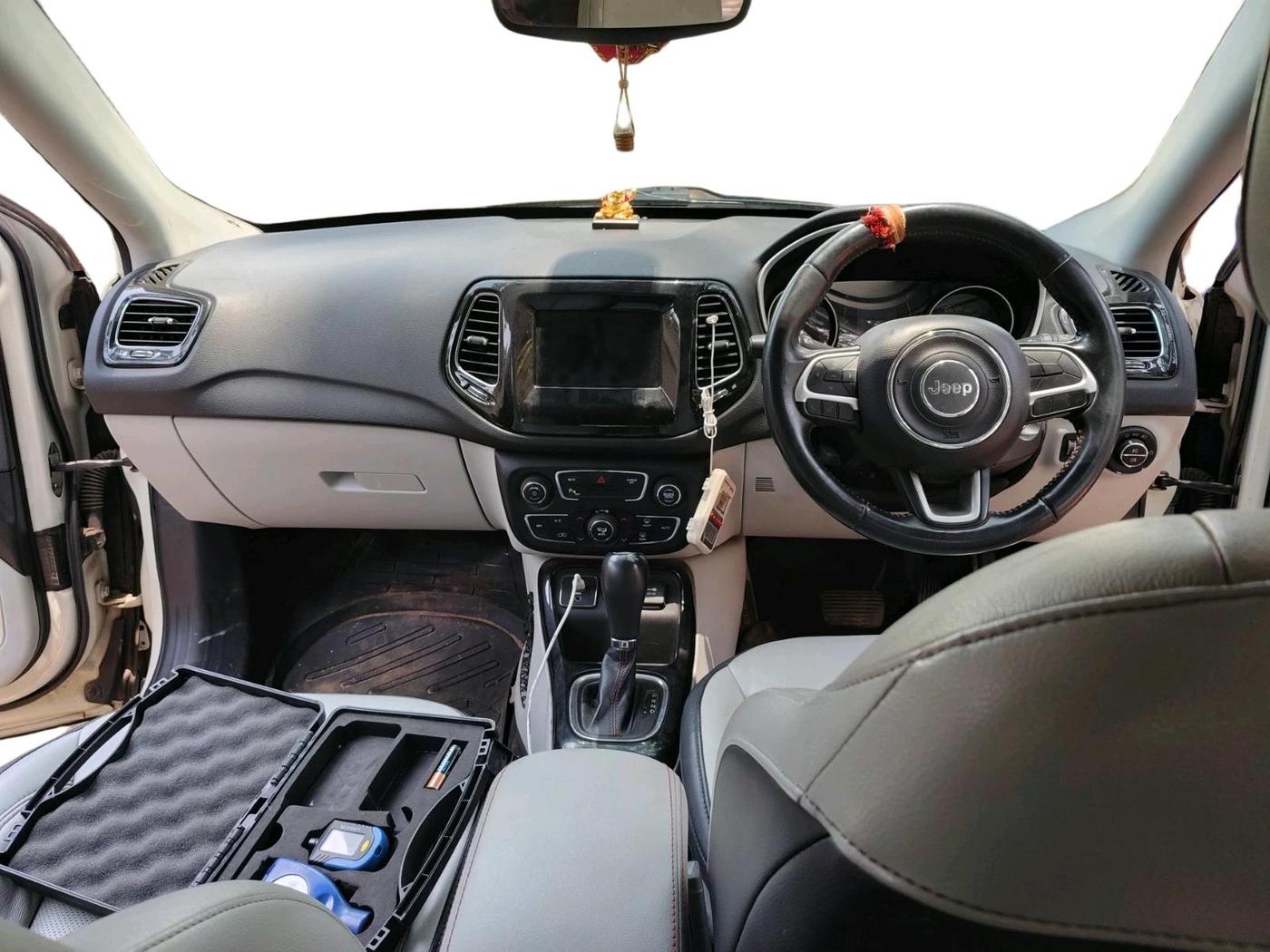 2018 Jeep Compass LIMITED 1.4 PETROL AT, Petrol, Automatic, 49,832 km, interior
