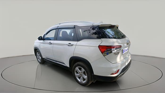 2022 MG HECTOR PLUS SUPER 1.5 PETROL TURBO HYBRID MT 7-STR, Petrol, Manual, 43,686 km, exterior