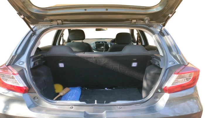 2024 Tata Tiago XTA PETROL, Petrol, Automatic, 1,625 km, exterior