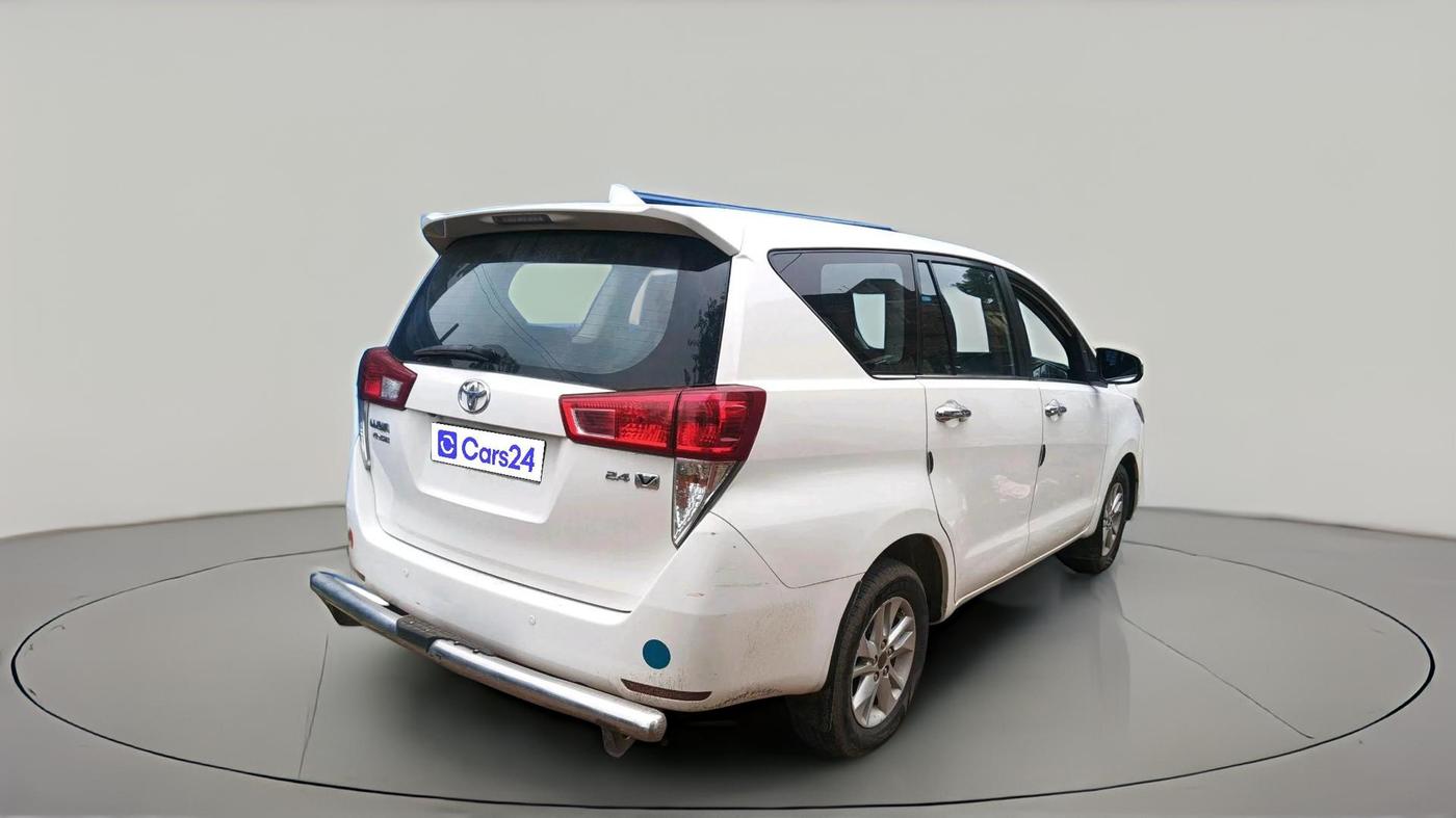 2019 Toyota Innova Crysta 2.4 VX 8 STR, Diesel, Manual, 85,221 km, exterior