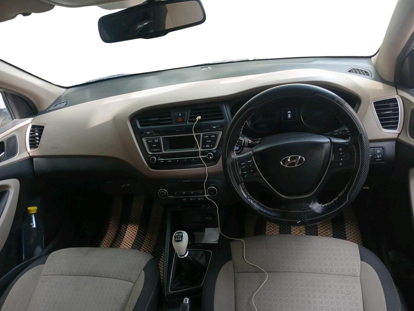2016 Hyundai Elite i20 ASTA 1.2, Petrol, Manual, 78,379 km, interior