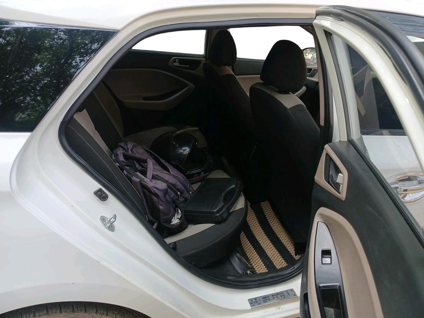 2016 Hyundai Elite i20 ASTA 1.2, Petrol, Manual, 78,379 km, interior