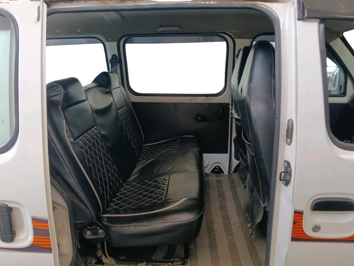 2022 Maruti Eeco 5 STR AC CNG (O), CNG, Manual, 68,634 km, interior