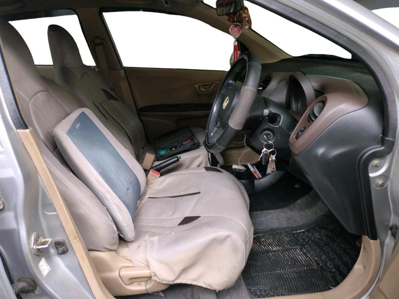 2013 Honda Amaze 1.2L I-VTEC EX, Petrol, Manual, 97,923 km, interior