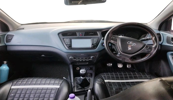 2017 Hyundai i20 Active 1.2 SX, Petrol, Manual, 1,05,668 km, interior
