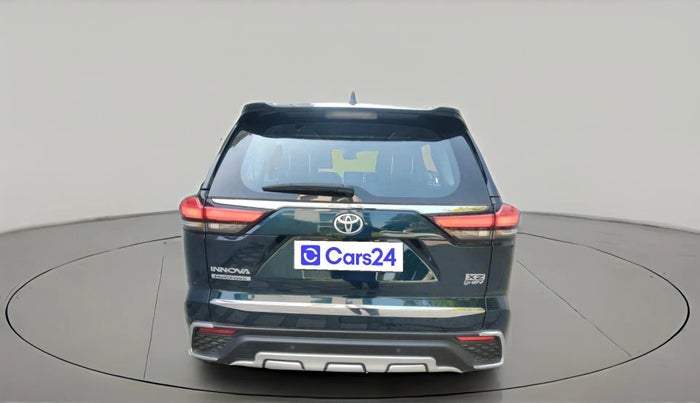 2025 Toyota INNOVA HYCROSS ZX HYBRID 7 STR, Hybrid, Automatic, 2,087 km, exterior
