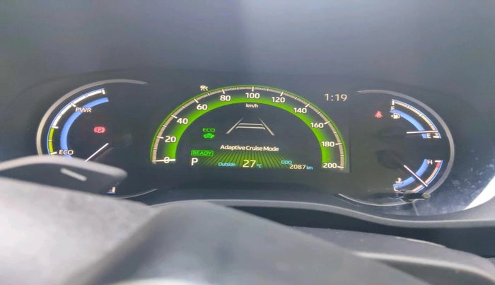 2025 Toyota INNOVA HYCROSS ZX HYBRID 7 STR, Hybrid, Automatic, 2,087 km, interior