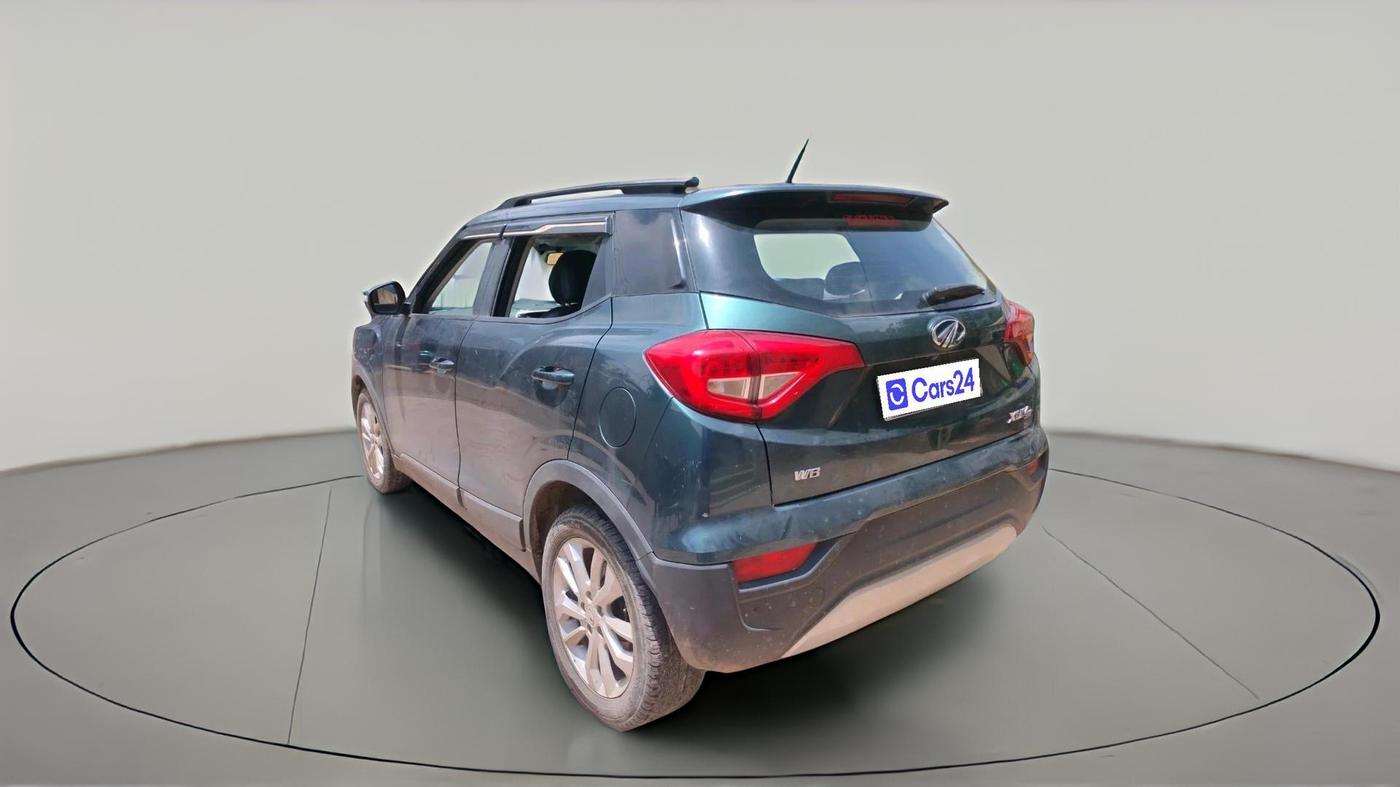 2021 Mahindra XUV300 W8 1.2 PETROL, Petrol, Manual, 32,077 km, exterior