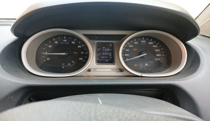 2017 Tata Tiago XZ PETROL, Petrol, Manual, 61,920 km, interior