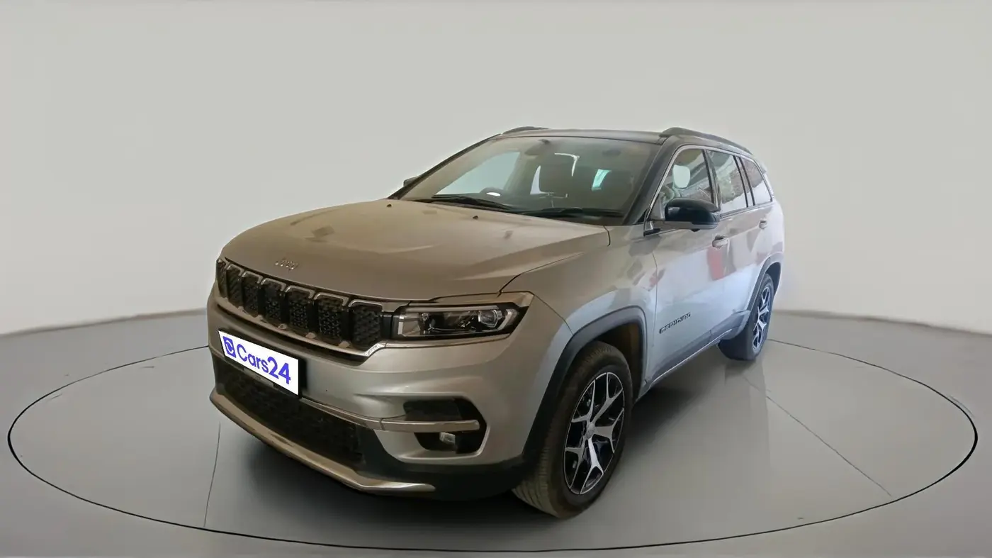 2023 Jeep MERIDIAN LIMITED (O) 4X2 AT, Diesel, Automatic, 23,500 km, exterior