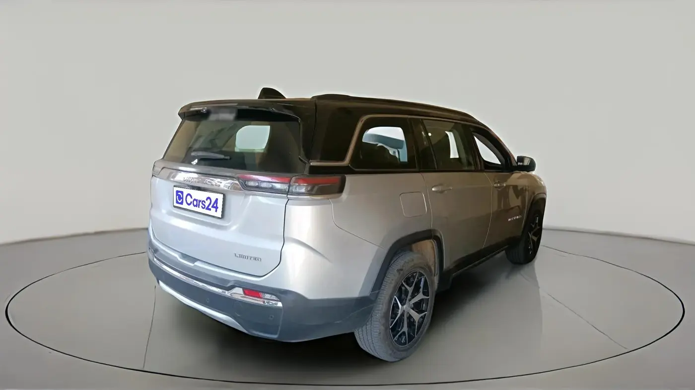 2023 Jeep MERIDIAN LIMITED (O) 4X2 AT, Diesel, Automatic, 23,500 km, exterior