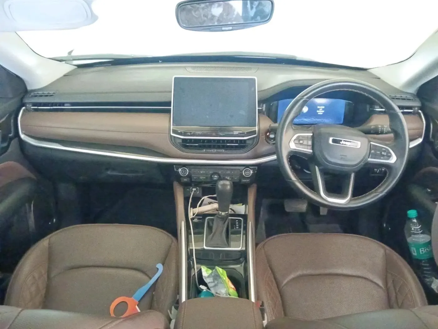 2023 Jeep MERIDIAN LIMITED (O) 4X2 AT, Diesel, Automatic, 23,500 km, interior