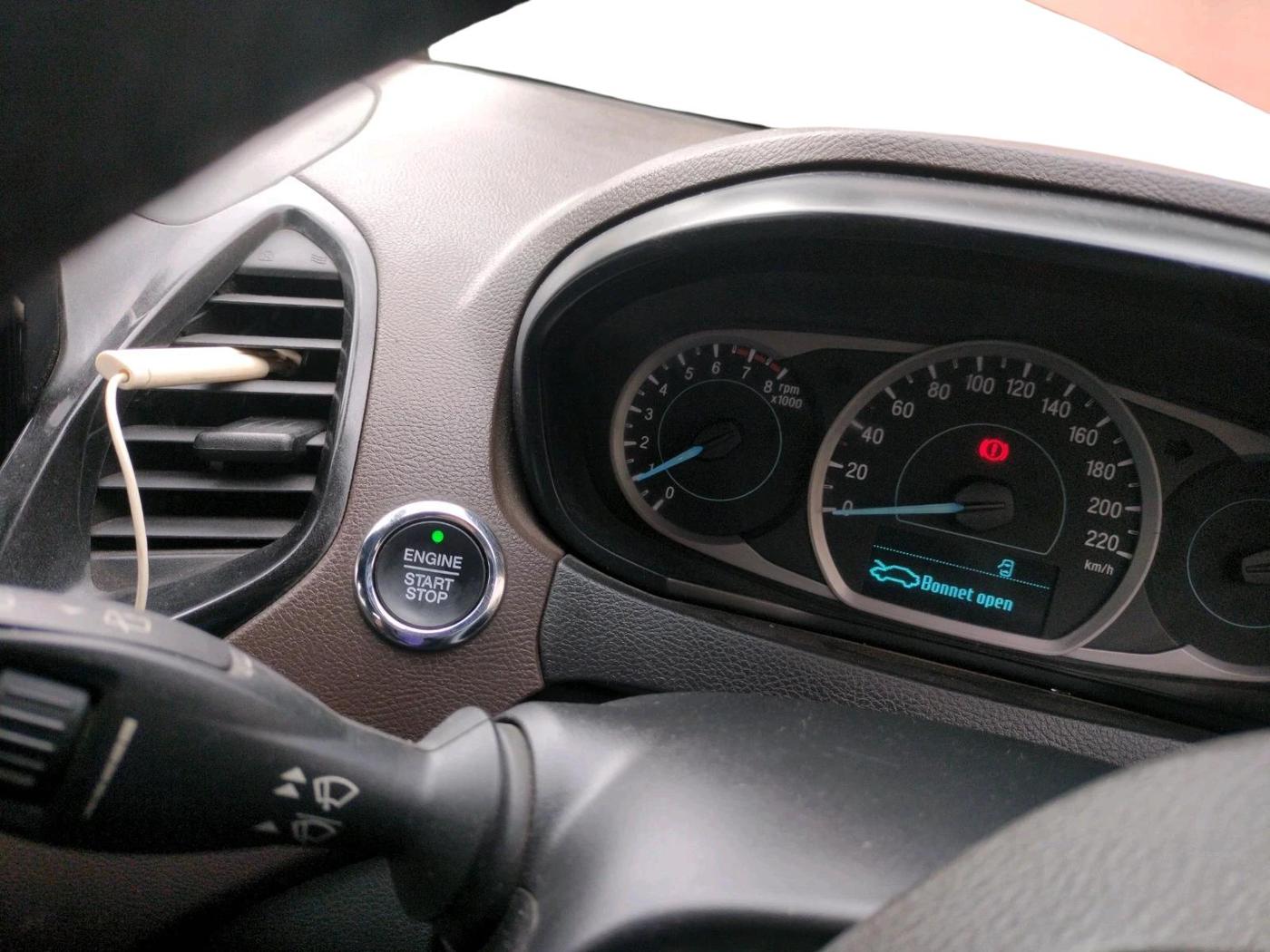 2019 Ford FREESTYLE TITANIUM PLUS 1.2 PETROL, Petrol, Manual, 1,00,976 km, interior