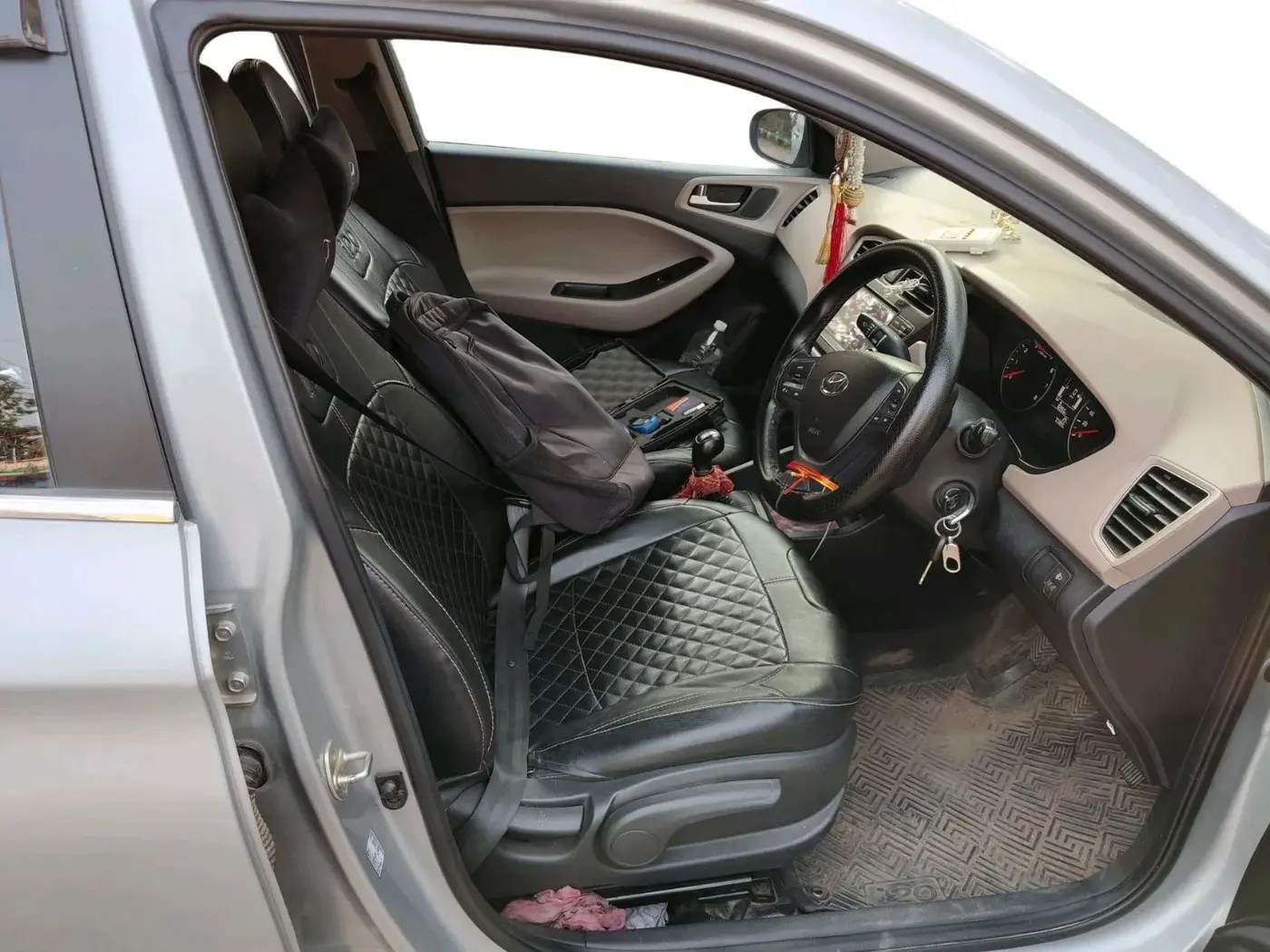 2019 Hyundai Elite i20 SPORTZ PLUS 1.2, Petrol, Manual, 70,369 km, interior