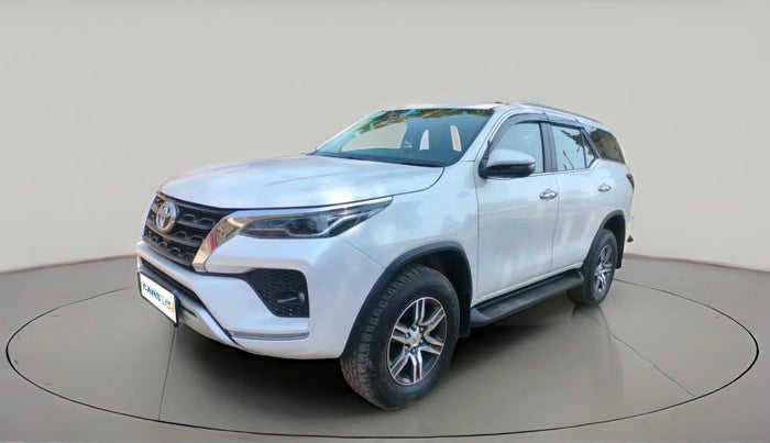 2024 Toyota Fortuner 4X2 MT 2.8 DIESEL, Diesel, Manual, 20,066 km, exterior