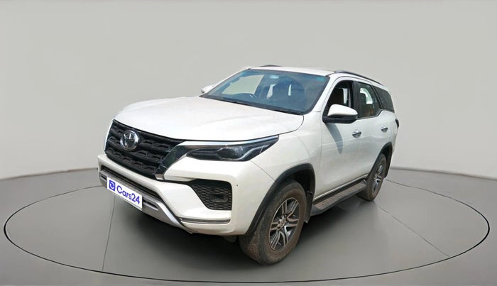 2022 Toyota Fortuner 4X2 AT 2.8 DIESEL, Diesel, Automatic, 66,590 km, exterior