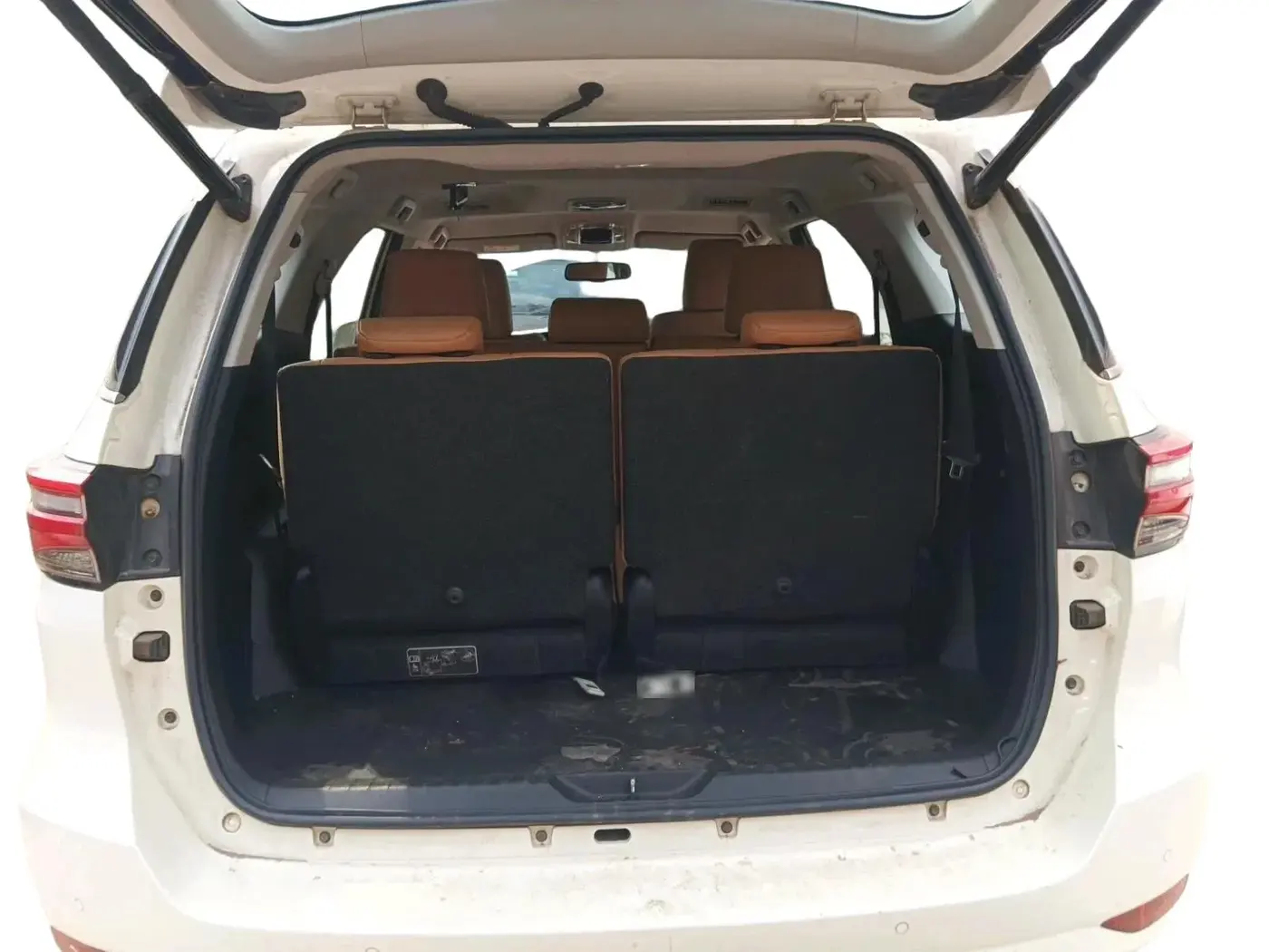 2022 Toyota Fortuner 4X2 AT 2.8 DIESEL, Diesel, Automatic, 66,590 km, exterior