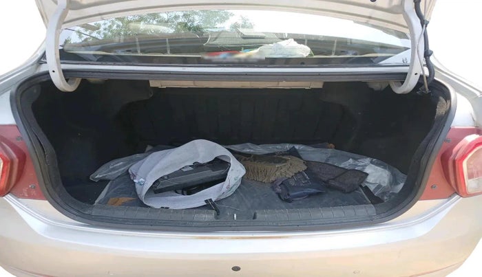 2014 Hyundai Xcent S 1.2, Petrol, Manual, 99,902 km, exterior