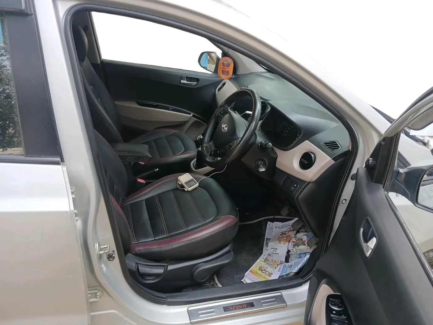 2014 Hyundai Xcent S 1.2, Petrol, Manual, 99,902 km, interior