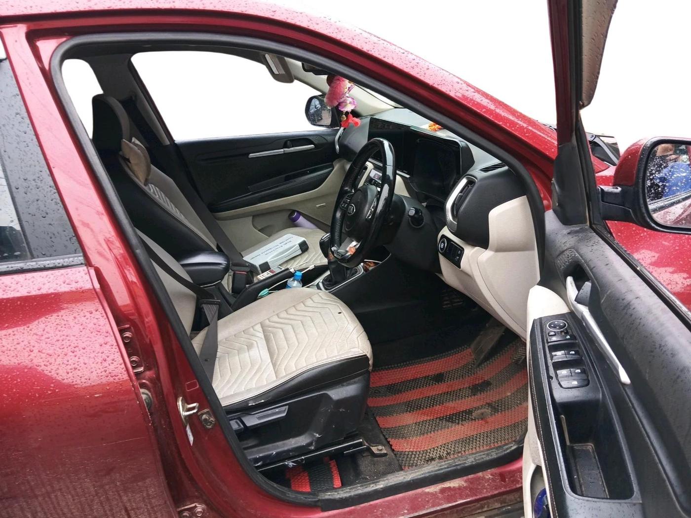 2020 KIA SONET HTX PLUS 1.0 IMT, Petrol, Manual, 95,903 km, interior
