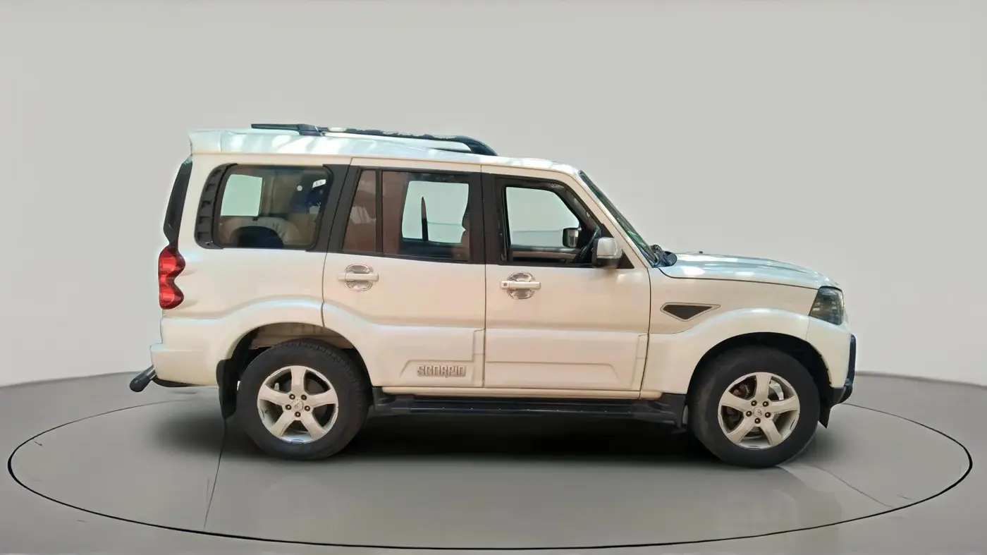 2019 Mahindra Scorpio S11 2WD, Diesel, Manual, 1,05,823 km, exterior