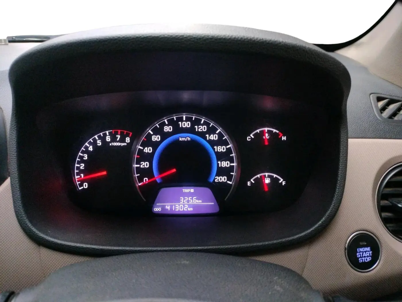 2014 Hyundai Grand i10 SPORTZ 1.2 KAPPA VTVT, Petrol, Manual, 41,302 km, interior