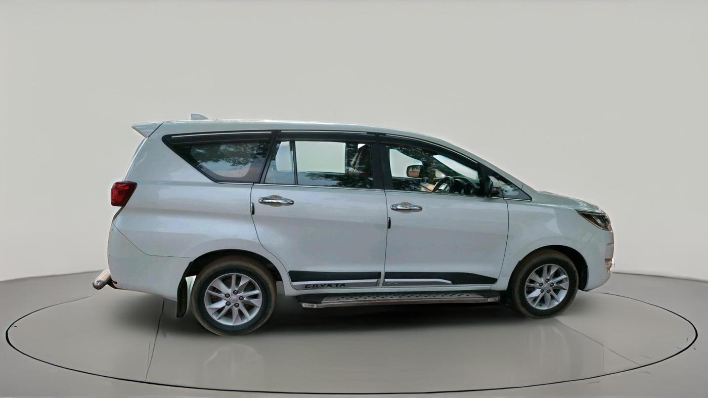 2023 Toyota Innova Crysta 2.4 GX 8STR, Diesel, Manual, 1,08,131 km, exterior