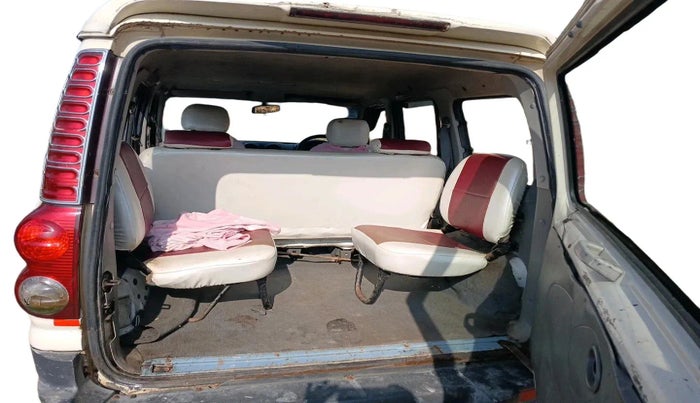 2011 Mahindra Scorpio 2.5 TURBO 7 STR, Diesel, Manual, 1,00,000 km, exterior