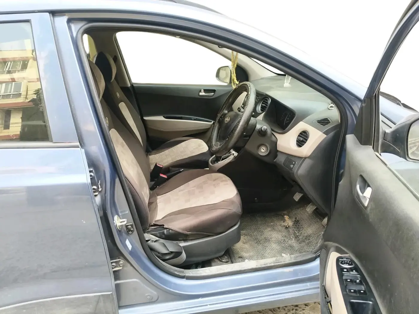 2015 Hyundai Grand i10 SPORTZ 1.2 KAPPA VTVT, Petrol, Manual, 47,233 km, interior