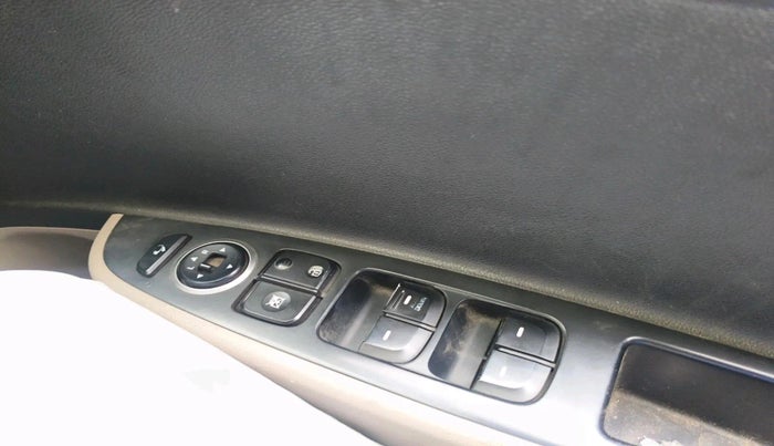 2015 Hyundai Grand i10 SPORTZ 1.2 KAPPA VTVT, Petrol, Manual, 47,233 km, interior