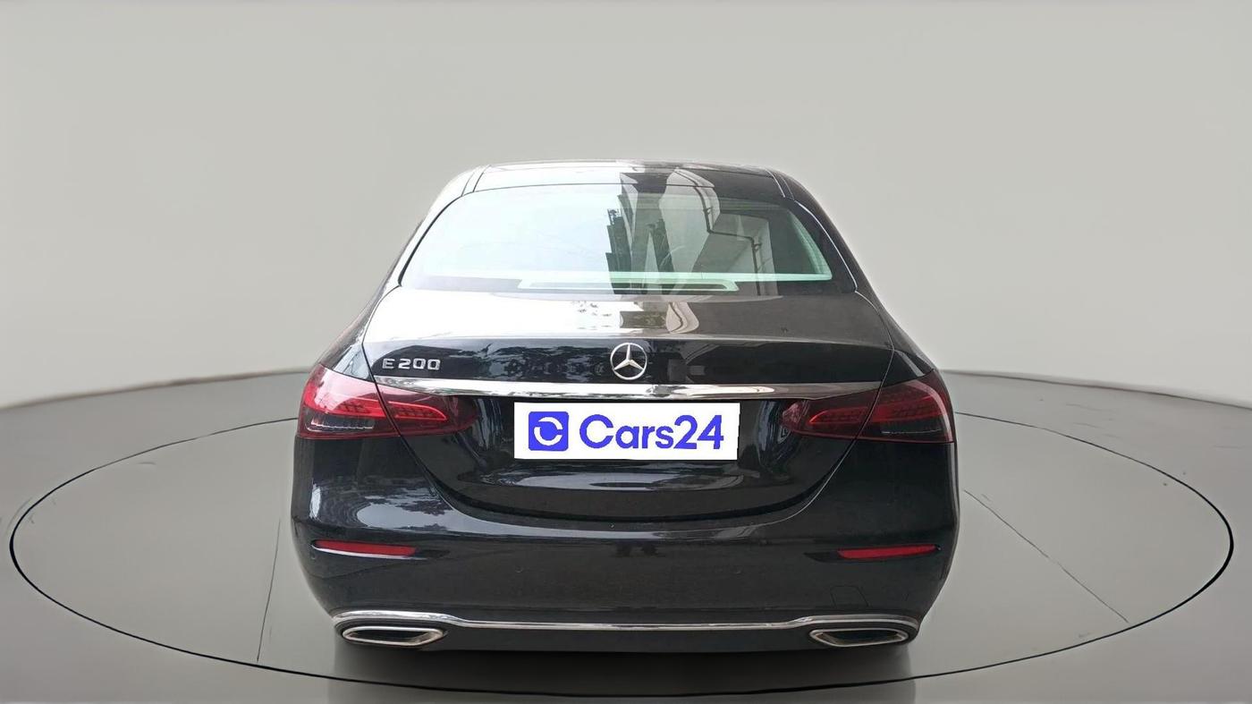 2022 Mercedes Benz E Class E 200 EXCLUSIVE, Petrol, Automatic, 12,398 km, exterior