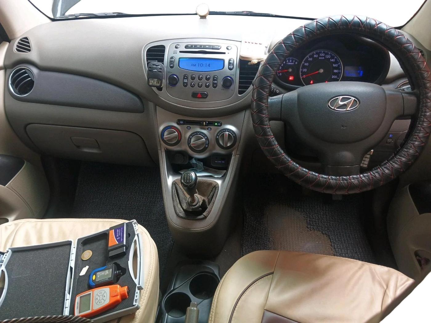 2012 Hyundai i10 SPORTZ 1.2, Petrol, Manual, 54,254 km, interior