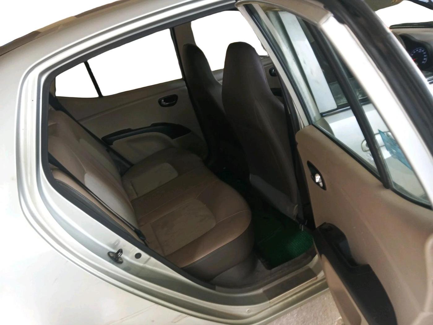 2014 Hyundai i10 SPORTZ 1.1, Petrol, Manual, 53,688 km, interior