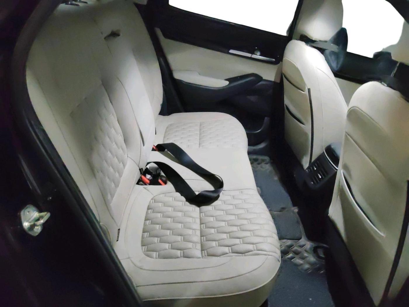2022 KIA SELTOS HTX PETROL 1.5, Petrol, Manual, 8,976 km, interior