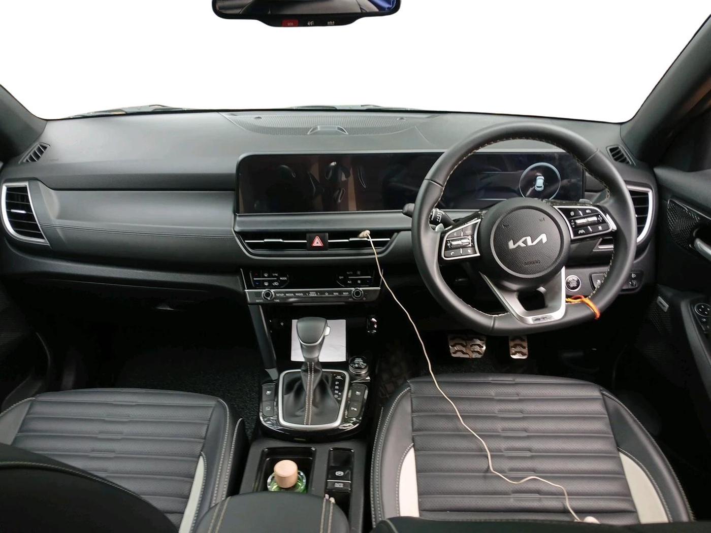 2023 KIA SELTOS  GTX Plus 1.5 Turbo Petrol DCT, Petrol, Automatic, 4,296 km, interior
