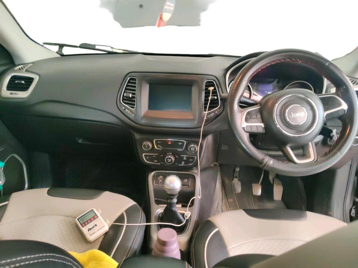 2020 Jeep Compass SPORT PLUS 2.0 DIESEL, Diesel, Manual, 1,19,426 km, interior