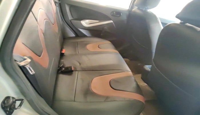 2013 Ford Figo TITANIUM 1.4 DIESEL, Diesel, Manual, 54,515 km, interior