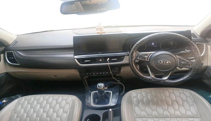 2020 KIA SELTOS HTX 1.5 DIESEL, Diesel, Manual, 1,22,561 km, interior