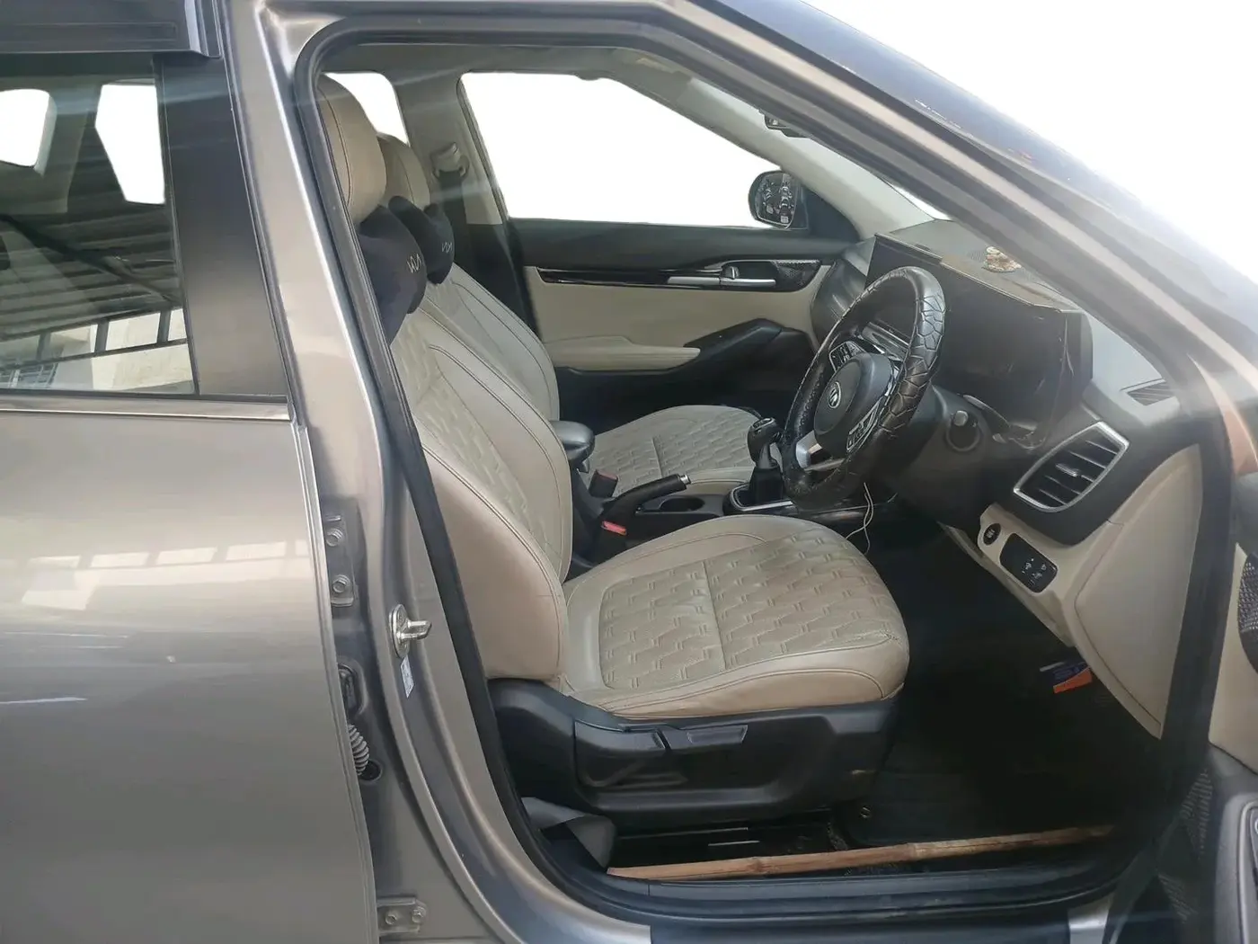 2020 KIA SELTOS HTX 1.5 DIESEL, Diesel, Manual, 1,22,561 km, interior