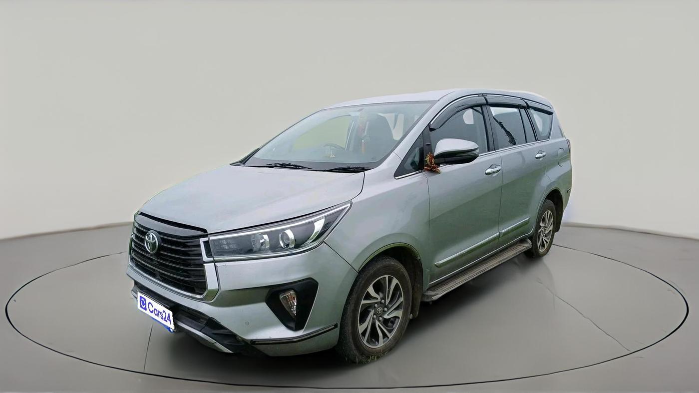 2021 Toyota Innova Crysta 2.4 VX 8 STR, Diesel, Manual, 1,76,871 km, exterior