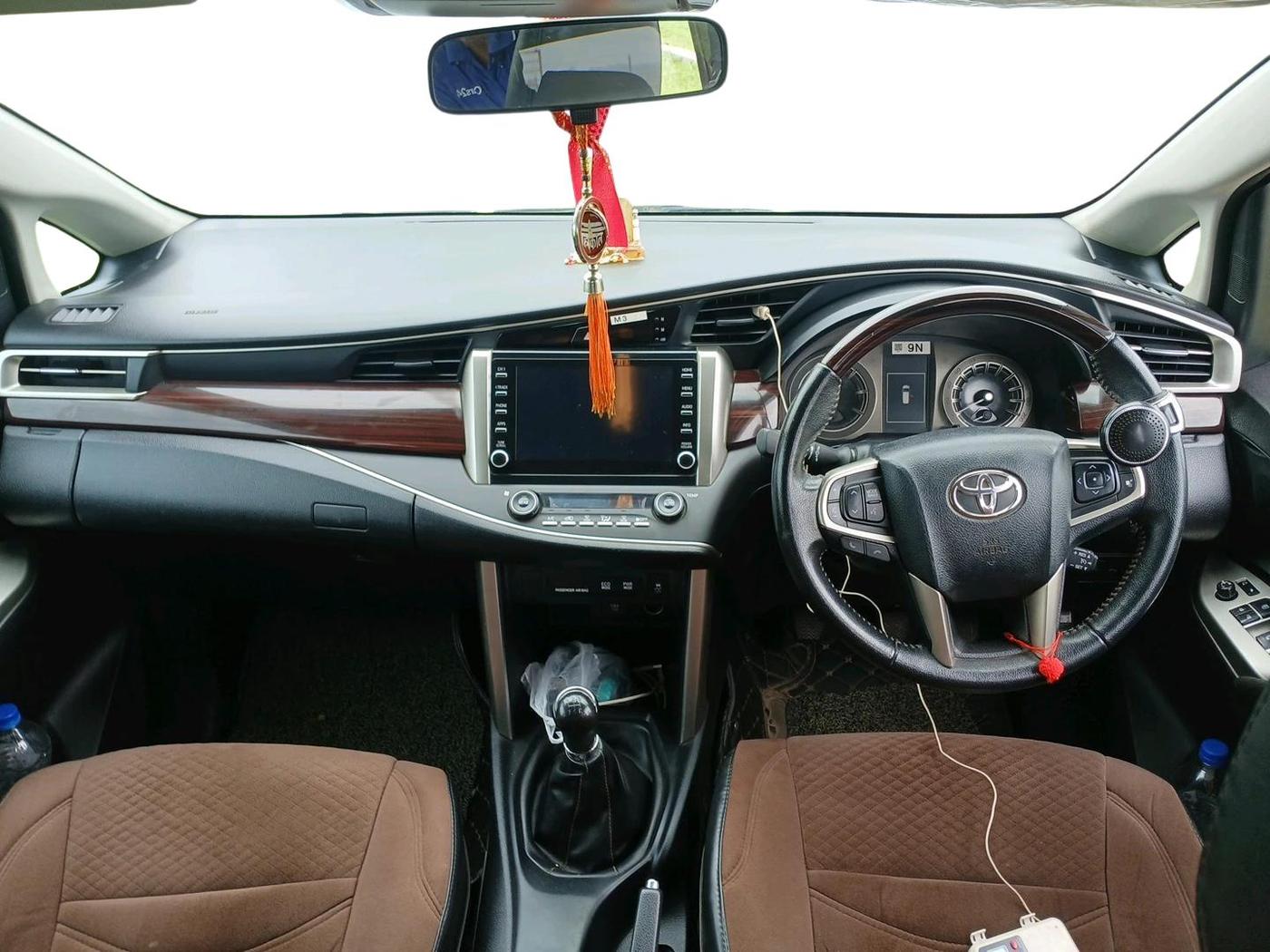 2021 Toyota Innova Crysta 2.4 VX 8 STR, Diesel, Manual, 1,76,871 km, interior