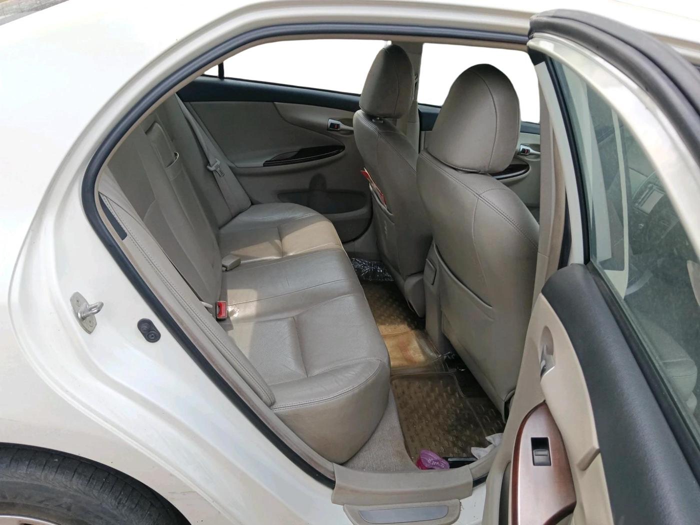 2013 Toyota Corolla Altis GL PETROL, Petrol, Manual, 85,690 km, interior