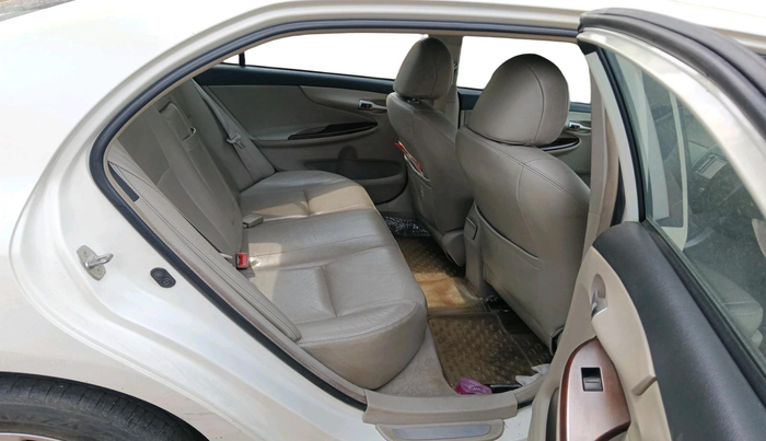 2013 Toyota Corolla Altis GL PETROL, Petrol, Manual, 85,690 km, interior
