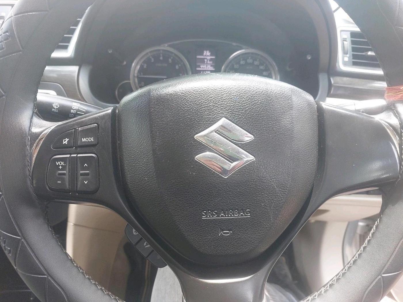 2015 Maruti Ciaz ZXI, Petrol, Manual, 44,535 km, interior