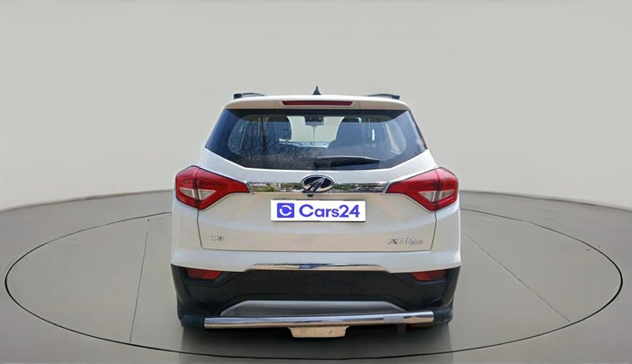 2022 Mahindra XUV300 W8 1.2 PETROL, Petrol, Manual, 35,359 km, exterior