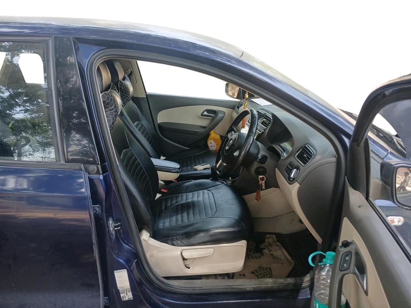 2012 Volkswagen Vento COMFORTLINE DIESEL 1.6, Diesel, Manual, 1,08,394 km, interior