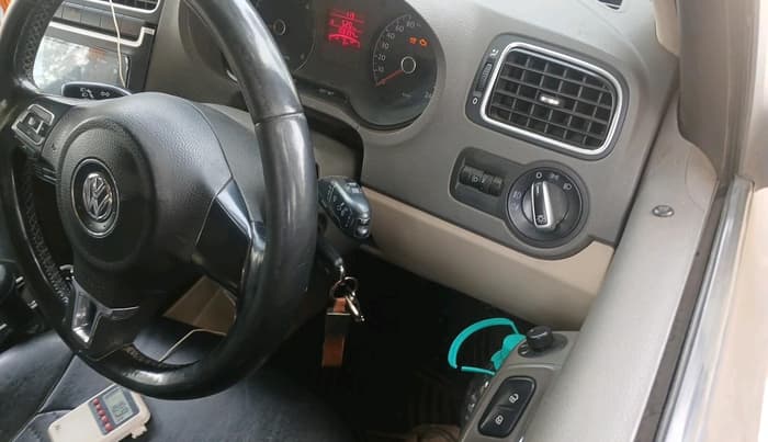2012 Volkswagen Vento COMFORTLINE DIESEL 1.6, Diesel, Manual, 1,08,394 km, interior
